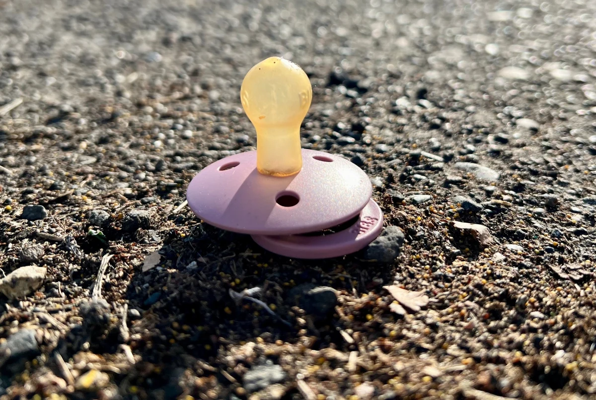 Brytyjska policja zaapelowała o informacje dotyczące rodziców, którzy porzucili troje swoich dzieci wkrótce po urodzeniu we wschodnim Londynie. Wyznaczono nagrodę w wysokości 20 tys. funtów (ok. 100 tys. zł) za przekazanie informacji na ten temat. 