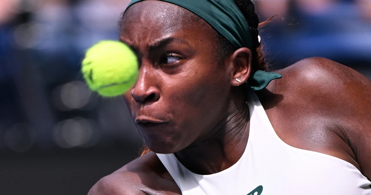 Coco Gauff przegrała w końcu seta, ale nadal w sezonie 2025 jest niepokonana