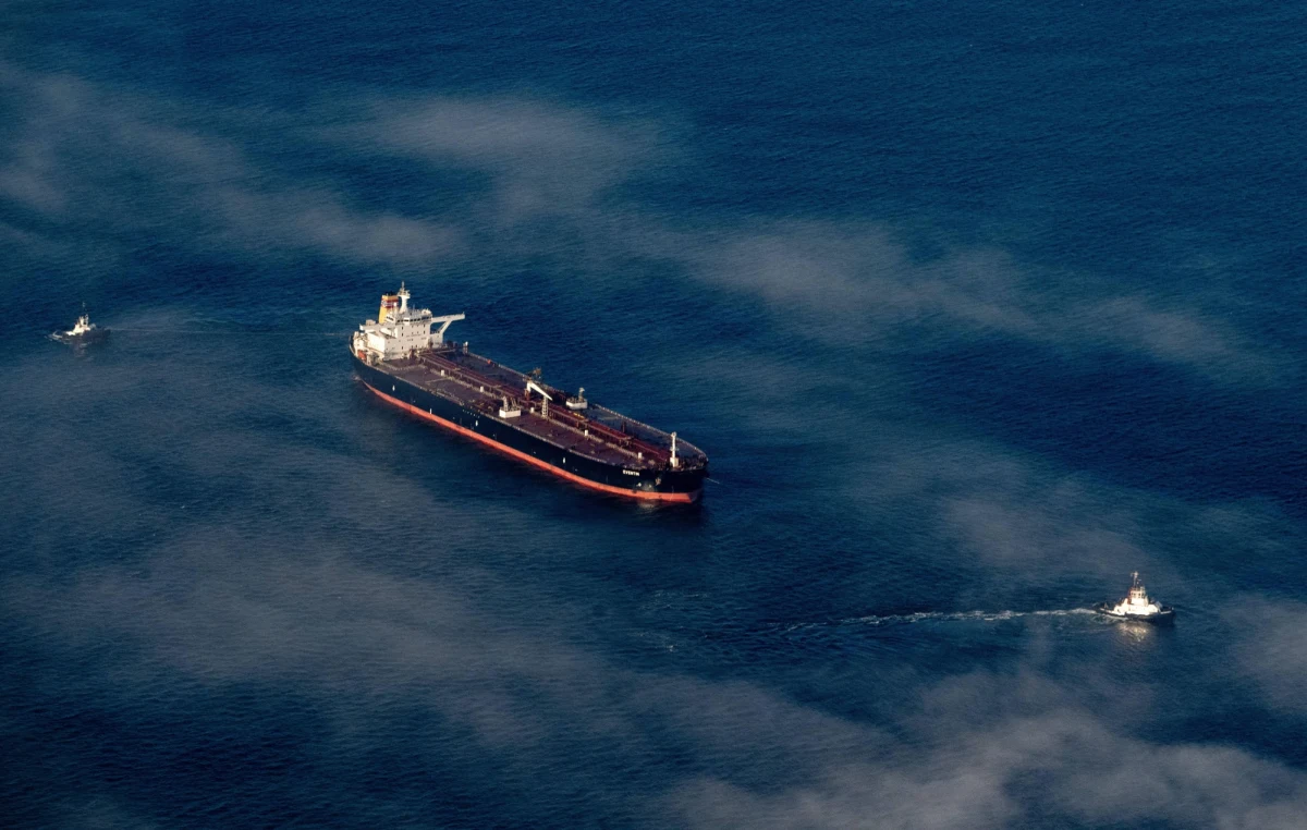 "Nie sabotaż, a nieszczęśliwe wypadki" - tak przerwania podwodnych kabli telekomunikacyjnych i połączeń energetycznych, do których w ciągu ostatnich kilku miesięcy doszło na Bałtyku, opisuje amerykański "Washington Post". Dziennik powołuje się na ustalenia służb bezpieczeństwa USA i części państw Europy, pomiędzy którymi ma się podobno rodzić zgodność, co do roli, jaką w zamieszaniu na Bałtyku odegrała Rosja.