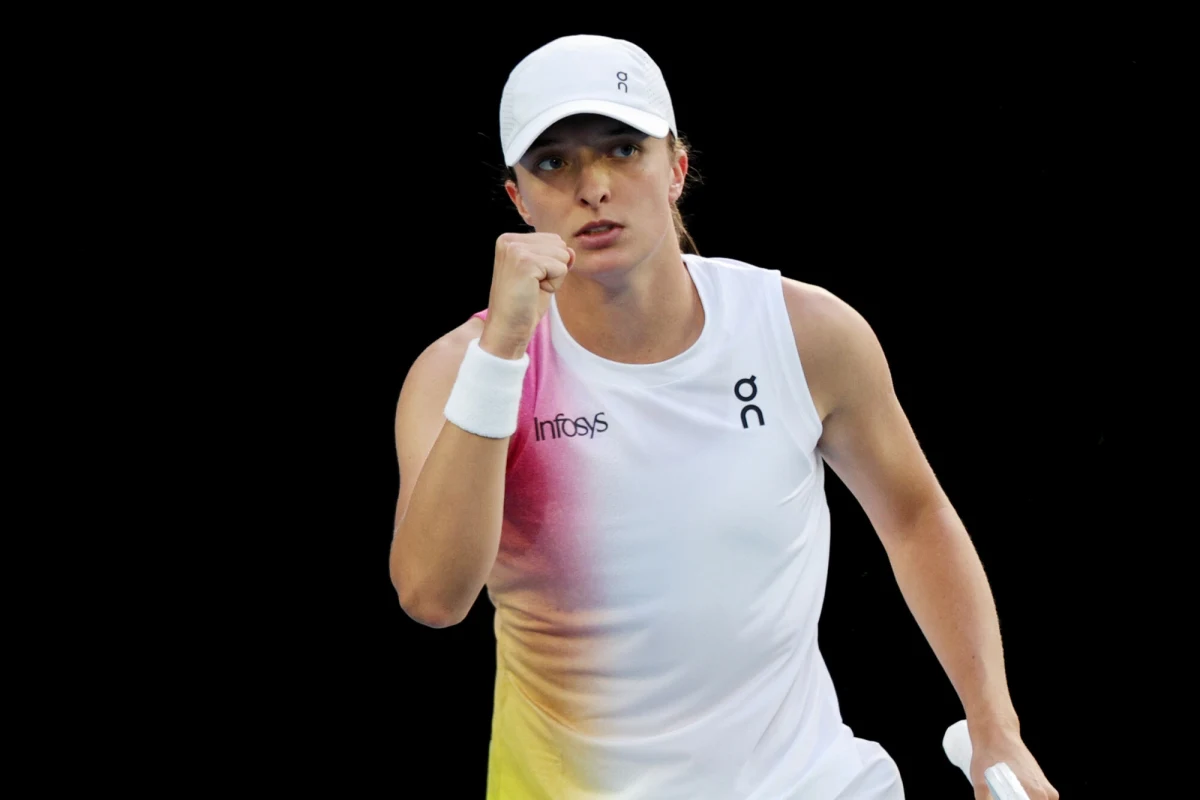 Iga Świątek awansowała do ćwierćfinału Australian Open. Polka nie dała szans Evie Lys z Niemiec, wygrywając 6:0, 6:1. W ćwierćfinale Świątek zmierzy się z Amerykanką Emmą Navarro. 