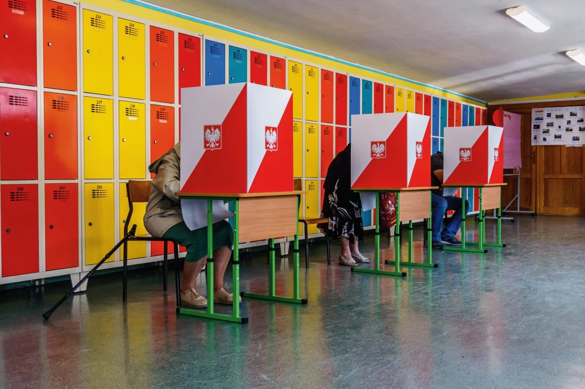 Państwowa Komisja Wyborcza zarejestrowała w poniedziałek komitety wyborcze kandydata KO na prezydenta Rafała Trzaskowskiego oraz europosła Grzegorza Brauna. Na rejestrację czekają także wnioski komitetów: Szymona Hołowni (Polska 2050) i Adriana Zandberga (Razem). Wcześniej PKW zarejestrowała komitet wyborczy kandydata na prezydenta Sławomira Mentzena (Konfederacja).