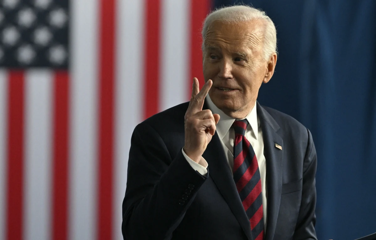 ​Joe Biden w ostatnich godzinach swojego urzędowania na stanowisku prezydenta USA ułaskawił ludzi, którzy są uważani przez Donalda Trumpa za jego politycznych przeciwników. Mowa m.in. o Anthonym Faucim, gen. Marku Milleyu i członkach komisji badającej atak na Kapitol z 6 stycznia 2021 r.