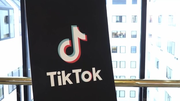 TikTok przywrócił usługę użytkownikom w Stanach Zjednoczonych. Przerwa w działaniu aplikacji była spowodowana wejściem w życie nowego prawa o bezpieczeństwie narodowym. Donald Trump obiecał zawieszenie działania ustawy na okres 90 dni.