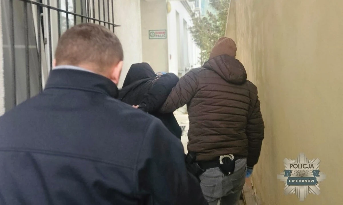 Mężczyzna podejrzany o brutalne zabójstwo 50-letniej kobiety w centrum Ciechanowa na Mazowszu został zatrzymany. W poszukiwania 46-latka zaangażowanych było kilkudziesięciu policjantów.