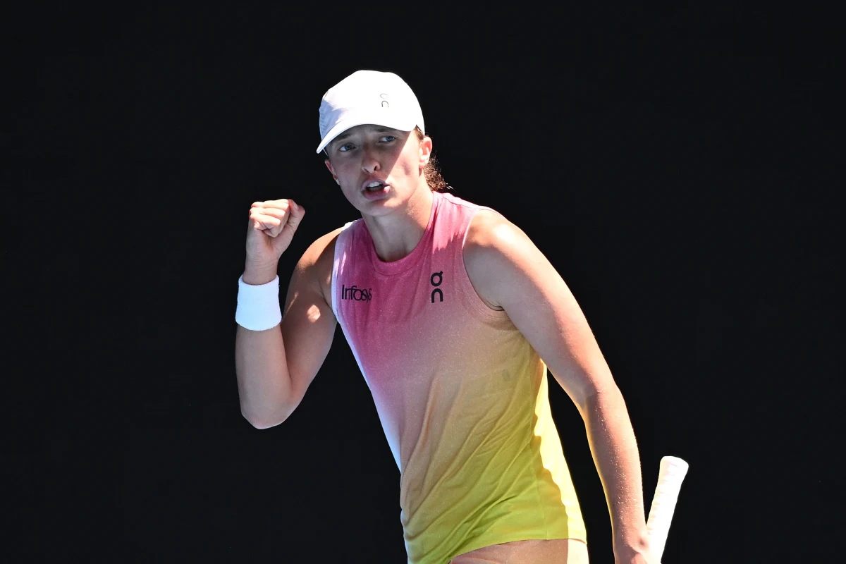 Iga Świątek wygrała z Amerykanką Emmą Navarro 6:1, 6:2 i awansowała do półfinału wielkoszlemowego turnieju tenisowego Australian Open w Melbourne. W półfinale na Igę czeka Amerykanka Madison Keys.