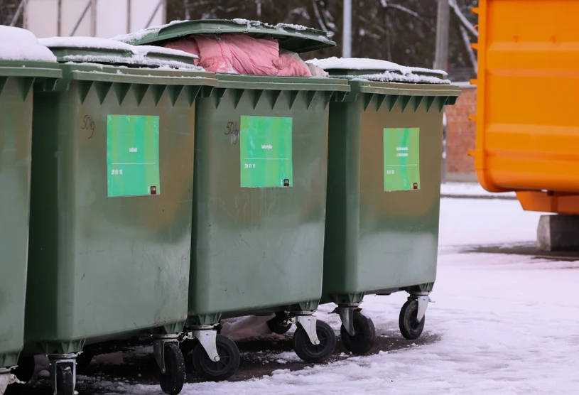 Jakich odpadów nie przyjmie PSZOK? Wrócisz z pełnymi workami do domu