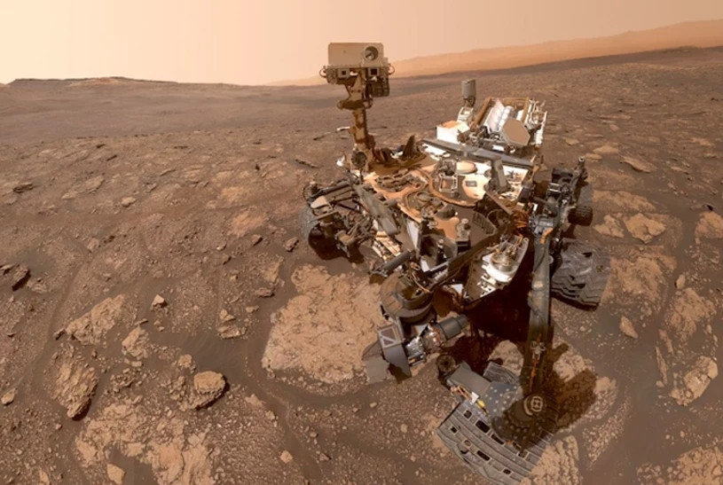 Jeziora poruszane wiatrem? Curiosity znalazł dowód na Marsie