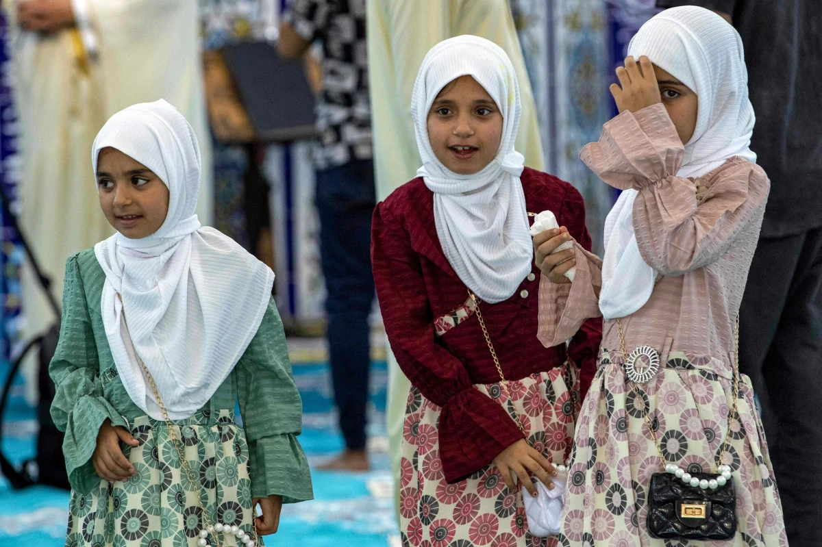 W Iraku możliwe będzie zawieranie związków małżeńskich przez 15-latki. Parlament tego kraju zatwierdził poprawki do ustawy o prawie rodzinnym, realizujące takie rozwiązanie. Obowiązująca do tej pory ustawa od 1959 roku zezwalała na śluby po ukończeniu 18 lat.