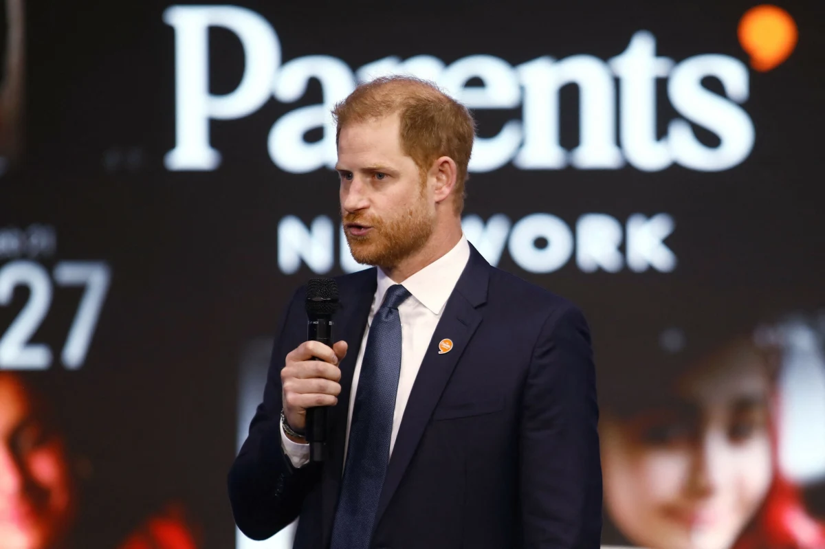 Książę Harry zawarł ugodę finansową z wydawcą "The Sun" i nieistniejącego tabloidu "News of the World". Syn brytyjskiego króla Karola III podał do sądu obie gazety. Oskarżył je o to, że w latach 1996-2011 uzyskiwały nielegalne prywatne informacje na jego temat. 