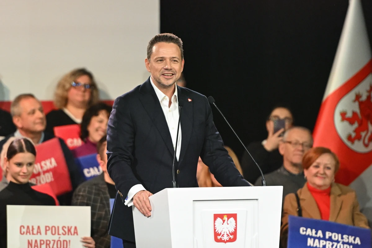 Rafał Trzaskowski opowiedział w Szczecinie o pierwszych decyzjach, które chciałby podjął po ewentualnej wygranej w wyborach prezydenckich. "Te wszystkie ustawy, które prezydent Duda zawetował: o języku śląskim, o pigułce "dzień po", to wszystko podpiszę pierwszego dnia" – mówił kandydat Koalicji Obywatelskiej. 