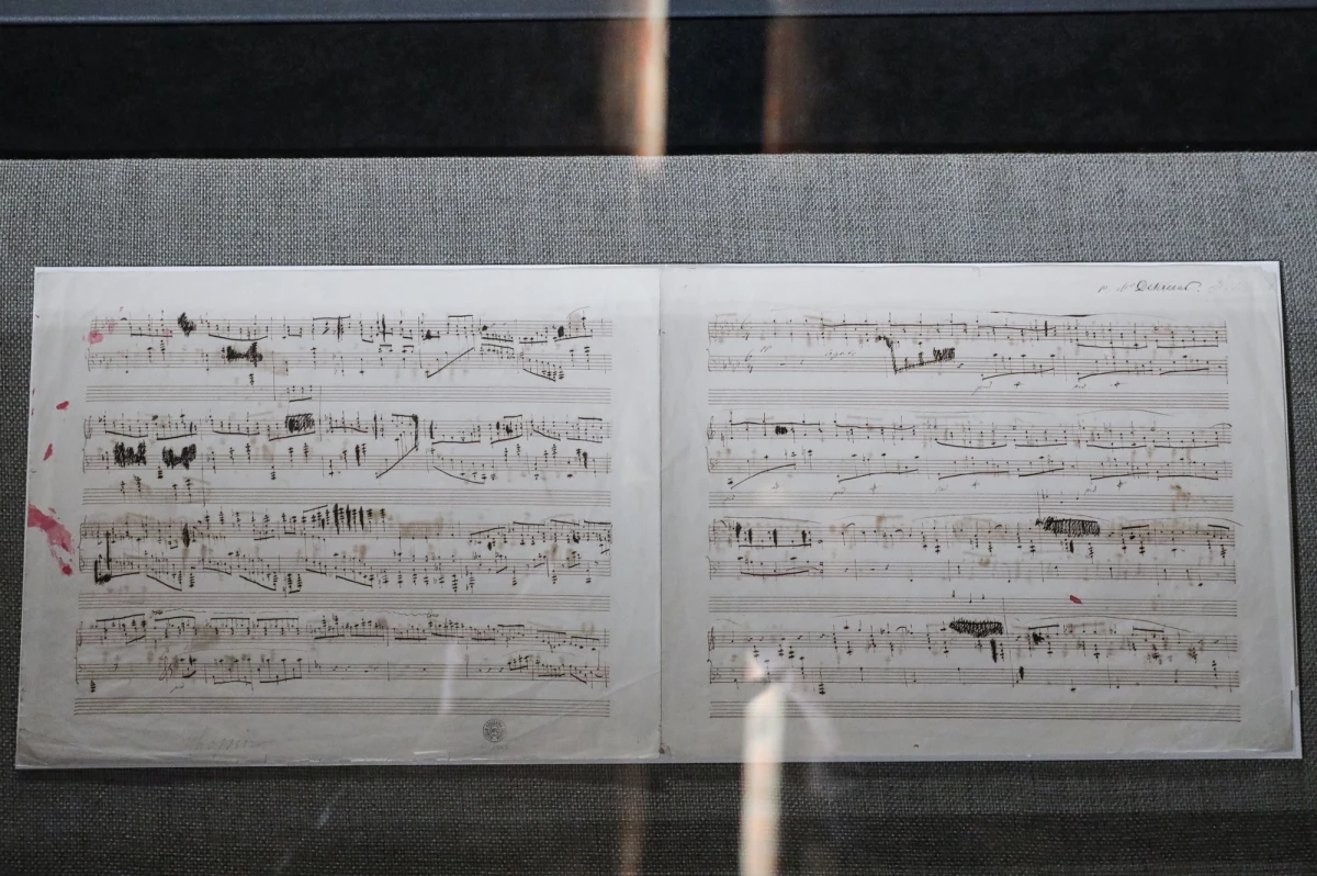 Rękopis pierwszej, niepublikowanej wersji Ballady f-moll Fryderyka Chopina można oglądać od dziś do niedzieli w Warszawie. Unikatowe dzieło trafiło właśnie do zbiorów Muzeum Fryderyka Chopina. Kwota zakupu to tajemnica handlowa. Wiadomo tylko, że autograf należał do prywatnego właściciela z USA.