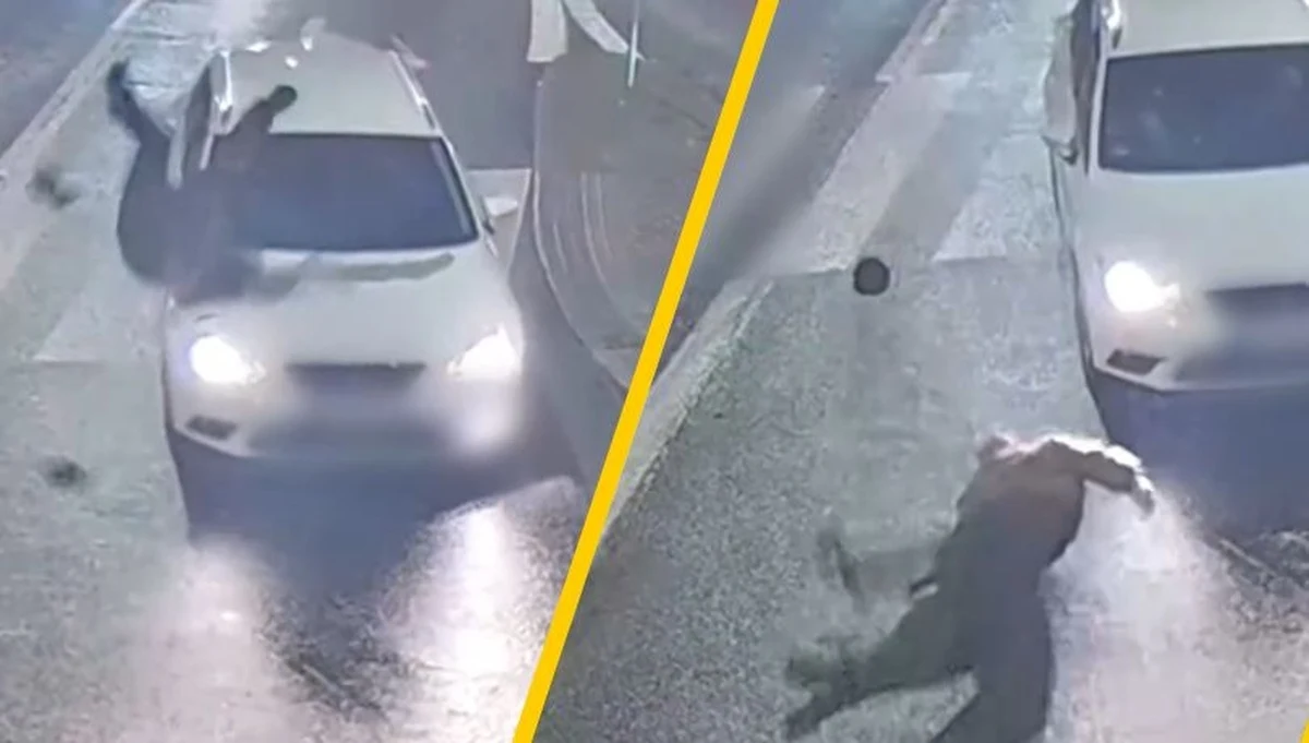 29 lat - tyle ma kierowca, który nie zauważył 70-latka przechodzącego przez oznakowane przejście dla pieszych w Gorzowie Wielkopolskim w Lubuskiem, nie ustąpił mu pierwszeństwa i potrącił go. Pieszy, po uderzeniu, "przeleciał" kilka metrów dalej, a po upadku początkowo nie ruszał się. Choć na szczęście nic poważnego mu się nie stało, służby opublikowały nagranie, by uświadomić kierowcom, którzy nie zachowują ostrożności w rejonie przejść dla pieszych, jak poważne mogą być skutki ich brawury.