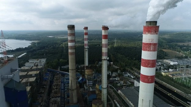 Katowice jako szóste polskie miasto dołączyło do porozumienia Powering Past Coal. W tej światowej koalicji na rzecz odejścia od węgla jest już ponad 180 krajów, samorządów i gmin. Wszystkie one chcą pokazać, że transformacja energetyczna jest możliwa, a węgiel należy do przeszłości. Adrianna Borowicz.