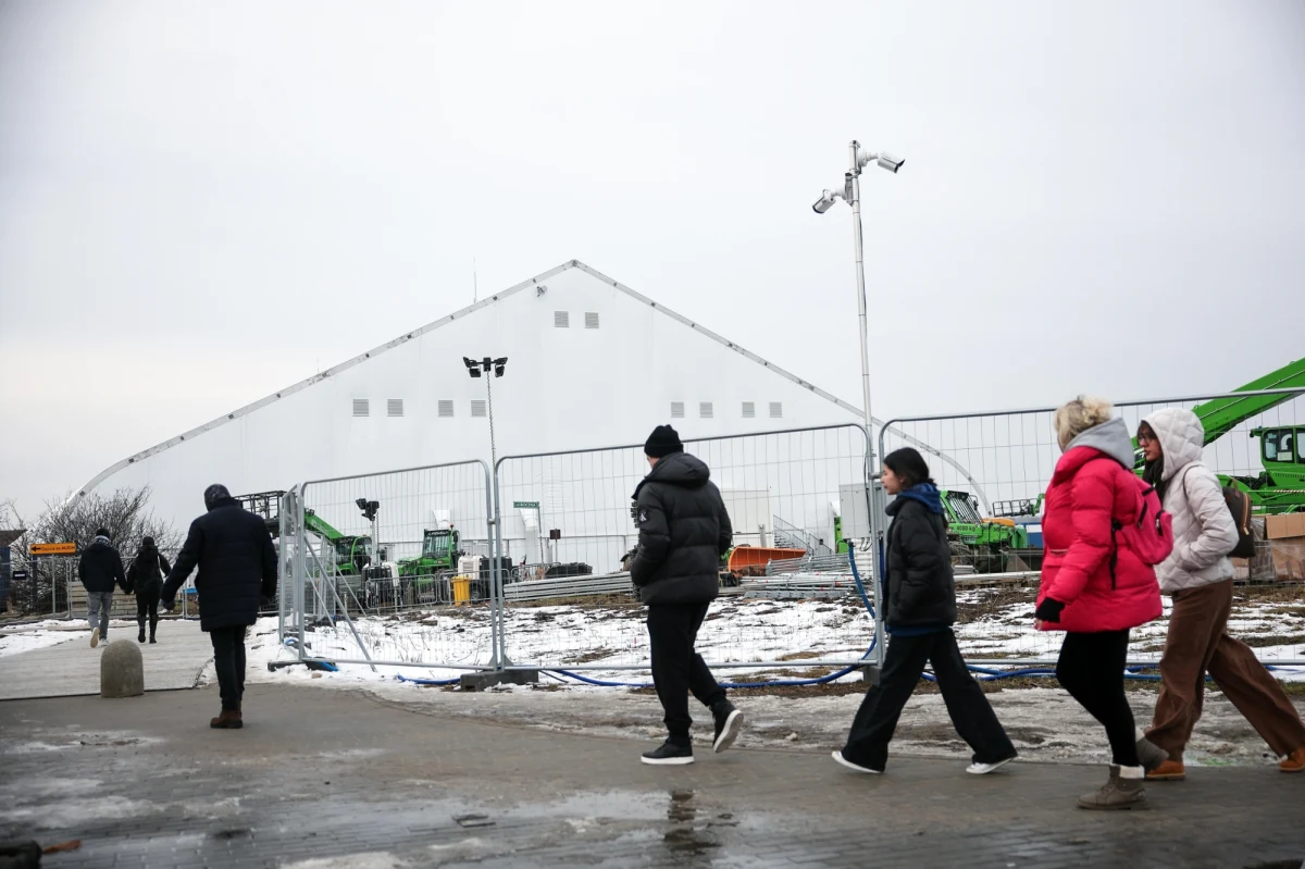 W związku z obchodami 80. rocznicy wyzwolenia niemieckiego obozu KL Auschwitz w Krakowie i Oświęcimiu będzie obowiązywał czasowy zakaz noszenia broni. W wydarzeniu weźmie udział kilkadziesiąt delegacji zagranicznych, a także ocaleni z obozu. 