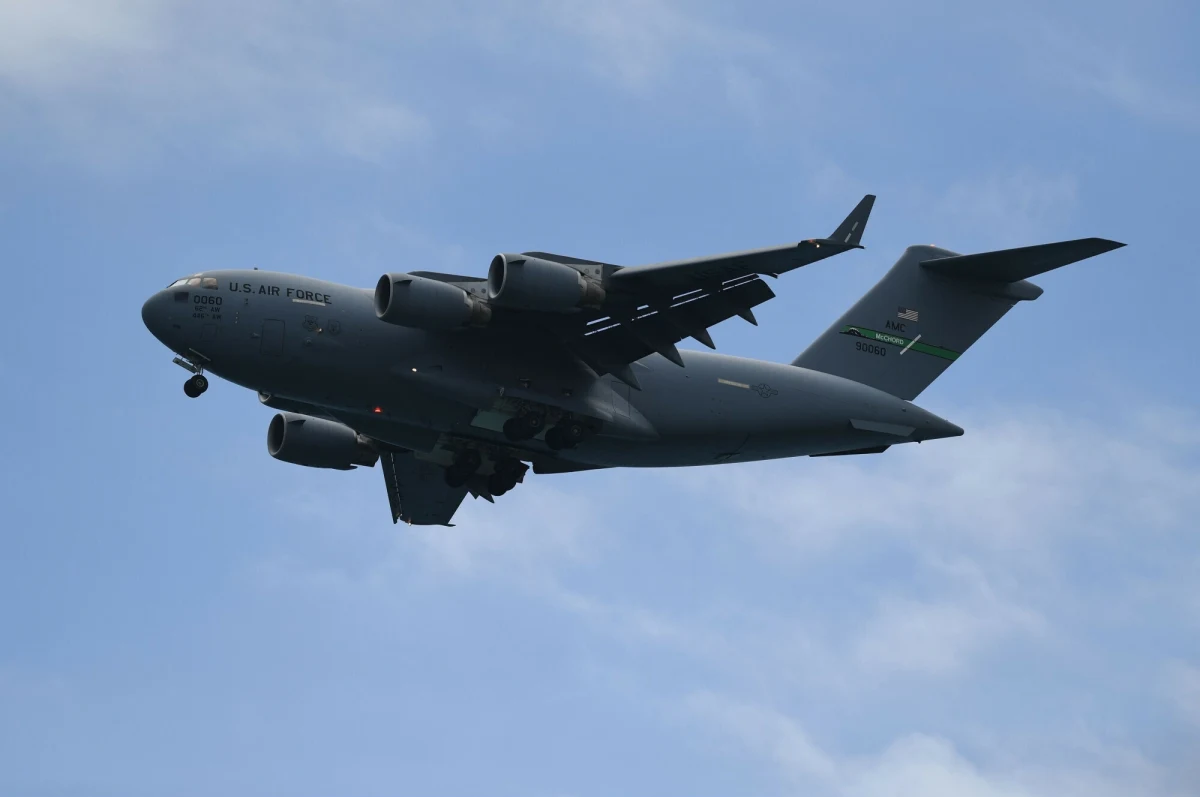 Meksyk utarł nosa Stanom Zjednoczonym. Władze tego kraju odmówiły zgody na lądowanie amerykańskiego samolotu wojskowego z deportowanymi migrantami.