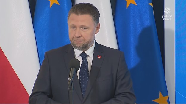 - Państwo będzie stało po stronie tych, którzy zostali dotknięci powodzią - zapewnia Marcin Kierwiński, pełnomocnik rządu do spraw odbudowy po powodzi. Rząd zapowiada, że będzie szczegółowo analizował każdy przypadek, w którym firmy ubezpieczeniowe zaniżają lub nie chcą wypłacić odszkodowań powodzianom. Problem nieuczciwych praktyk nagłośniła "Interwencja". 