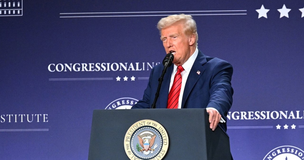 Demokratów pokonały koszty, a Trump nie żałuje. Tak chce wygrać wybory