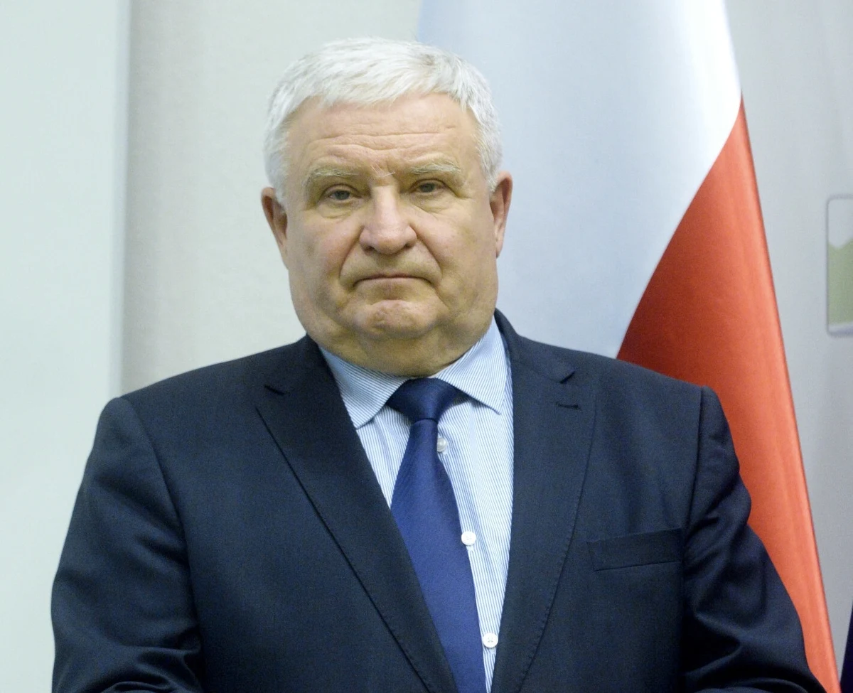 Kazimierz Kujda - przez wiele lat bliski współpracownik prezesa Prawa i Sprawiedliwości Jarosława Kaczyńskiego - został uznany za kłamcę lustracyjnego. Prawomocny wyrok wydał Sąd Apelacyjny w Warszawie. 
