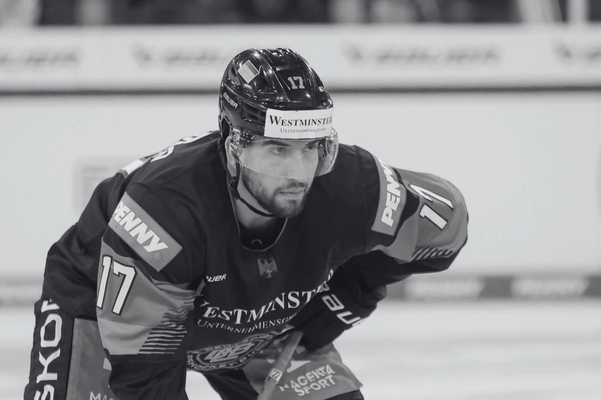 W wieku 26 lat zmarł Tobias Eder, hokeista reprezentacji Niemiec. Przyczyną śmierci były powikłania nowotworowe.