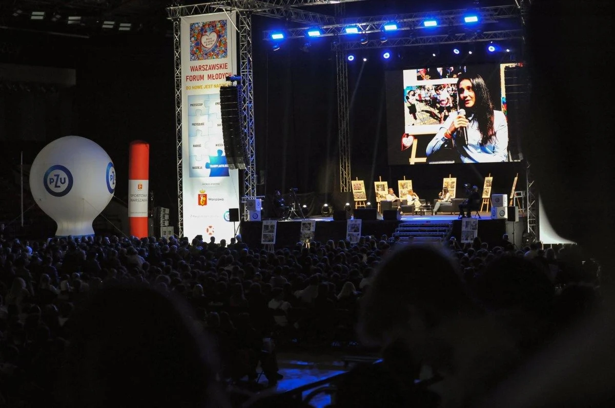 Warszawskie Forum Młodych - BO NOWE JEST NADZIEJĄ odbyło się 28 stycznia w Hali COS Torwar. To integralna część Biegu po Nowe Życie, projektu od lat wspierającego polską transplantologię. W Hali COS Torwar zgromadziło się kilka tysięcy uczniów warszawskich szkół.