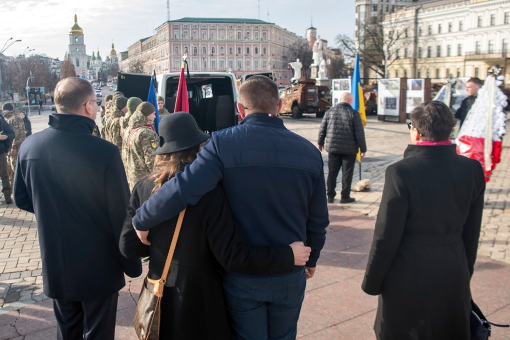 W Kijowie pożegnano Polaka Filipa Antosiaka, który poległ pod Pokrowskiem / fot. Vladyslav Musiienko / PAP/EPA Vladyslav Musiienko