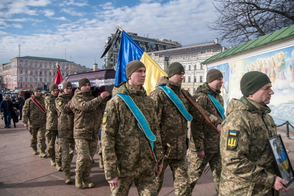 W Kijowie pożegnano Polaka Filipa Antosiaka, który poległ pod Pokrowskiem / fot. Vladyslav Musiienko / PAP/EPA Vladyslav Musiienko