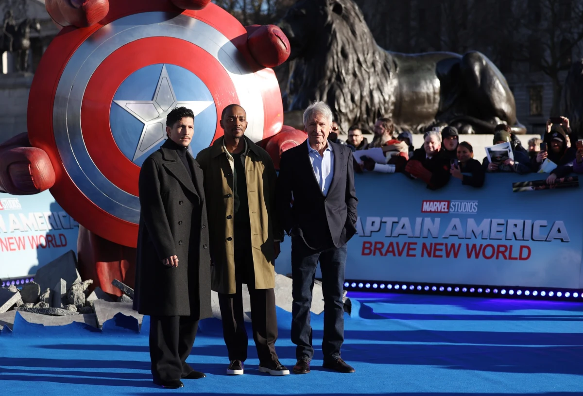 Anthony Mackie oraz Harrison Ford pojawili się w Londynie na czerwonym dywanie w związku z premierą filmu "Kapitan Ameryka: Nowy wspaniały świat". U nas w kinach widowisko Marvela będzie można oglądać od 14 lutego.