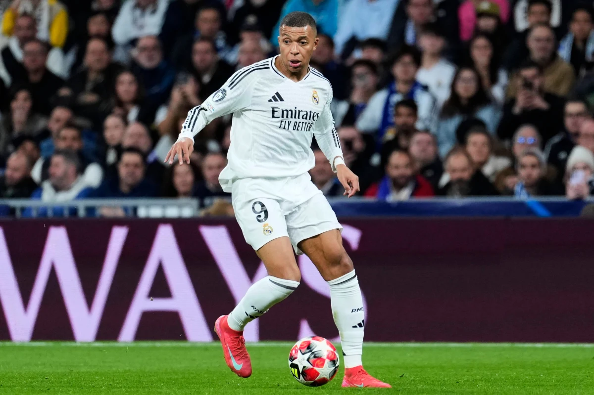 Broniący trofeum Real Madryt trafił na Manchester City w barażach o awans do 1/8 finału piłkarskiej Ligi Mistrzów. To absolutny szlagier tej fazy rozgrywek. Losowanie odbyło się w szwajcarskim Nyonie.