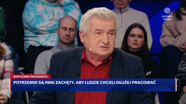 Ekonomista prof. Marek Góra stwierdził w ''Lepszej Polsce'', że "choćby dzieci zaczęło się rodzić dużo więcej teraz, to nie przełoży się to szybko na wysokość świadczeń emerytur". Jak podkreślił, skutki tego wzrostu będą widoczne za 30 lat, a Polska jest krajem, gdzie kobiety szybko przechodzą na emeryturę. - A dzieci i tak rodzi się mało, więc może to nie tak działa. Więcej dzieci rodzi się w krajach, gdzie kobiety pracują długo, jak w Szwecji czy Francji - uzupełnił prof. Góra. Piotr Ikonowicz zwrócił uwagę, że ważna jest jeszcze rola imigrantów. - Fundusz Ubezpieczeń Społecznych został uratowany przez Ukraińców - mówił, uściślając, że 90 proc. z Ukraińców "u nas pracuje i odprowadza składki", dlatego "gdyby nie oni, nie dalibyśmy rady". Na te słowa zareagował Lasocki. - Tak, to w pełni prawda. Święte słowa, gdyby nie Ukraińcy, dziś zobaczylibyśmy w pełni konsekwencje obniżenia wieku emerytalnego - skwitował.