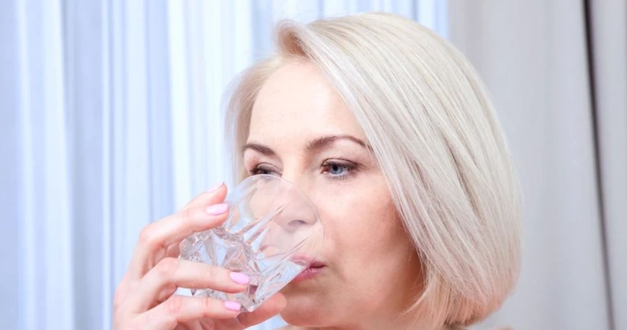 Pij wieczorem zamiast herbaty. Do lata pozbędziesz się zbędnych kilogramów