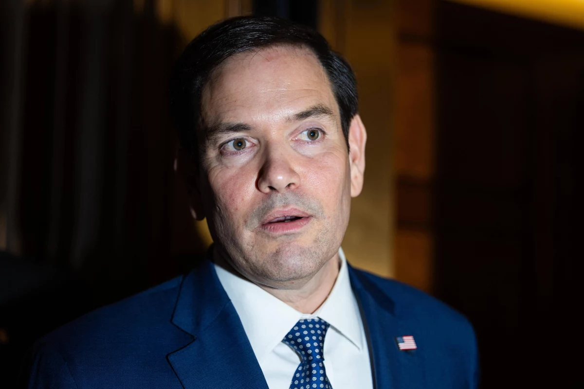 Szef amerykańskiej dyplomacji stwierdził, że Zachód popełnił błąd, przekonując opinię publiczną, iż Ukraina może pokonać Rosję. Marco Rubio dodał, że wojna się przedłuża i trzeba ją zakończyć. 