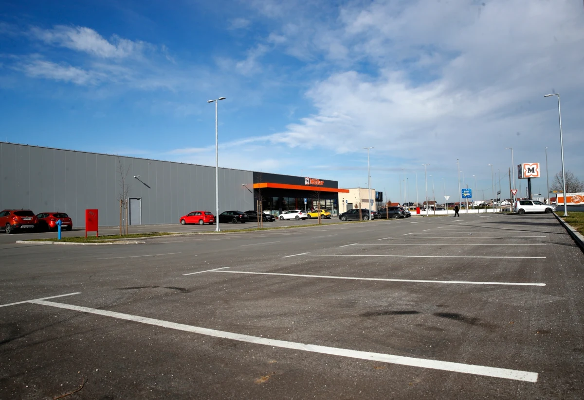 Mieszkańcy kilku krajów, które kiedyś składały się na Jugosławię, masowo odpowiedzieli na wezwanie do protestu przeciwko drożyźnie. Jako pierwsi swój sprzeciw wobec wysokich cen wyrazili Chorwaci. Akcja zadziałała. Niektóre supermarkety obniżyły ceny oferowanych produktów. 