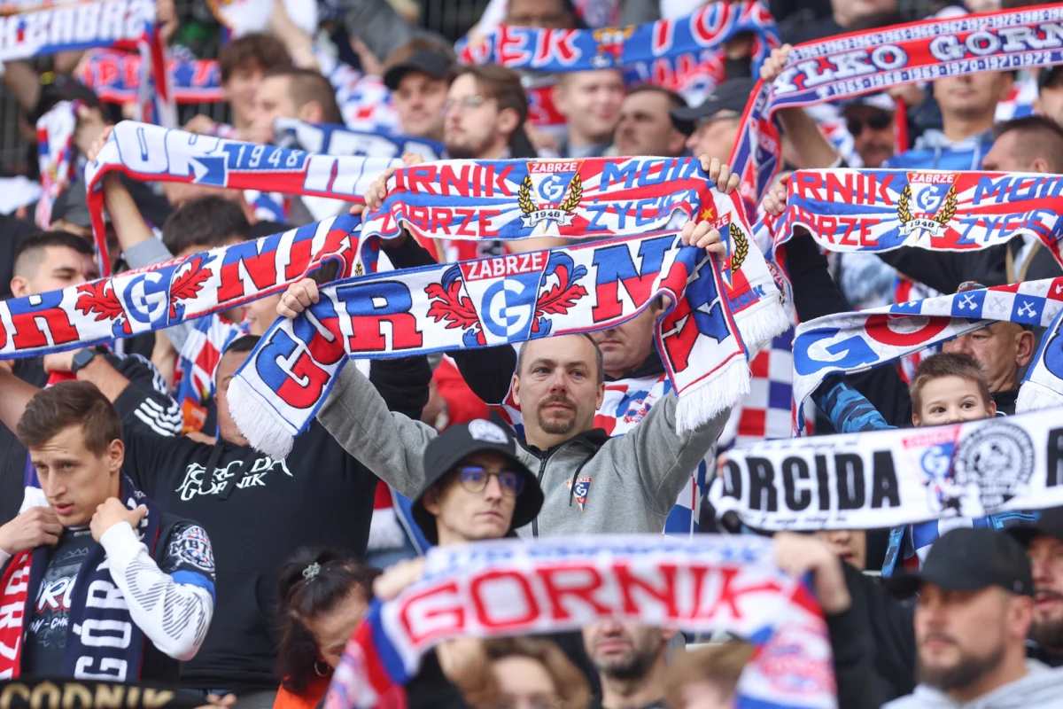 Do piątku do Urzędu Miasta w Zabrzu mogły się zgłaszać firmy zainteresowane zakupem Górnika. Jak oficjalnie informuje magistrat na zakup ponad 80 proc. akcji klubu, które posiada miasto, zgłosiły się dwie firmy. Konsorcjum Zarys-Tabol (Zarys International Group sp. z o.o. spółka komandytowa i Tabapol Tarnówka sp. j. z Zabrza oraz LP HOLDING GMBH, za którym stoi obecnie grający w Górnik Zabrze Lukas Podolski).