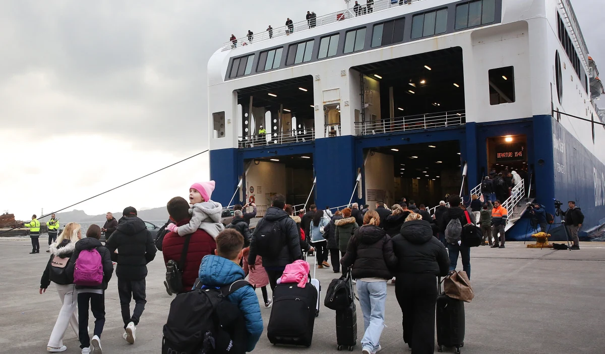 Konsul RP w Atenach nie odnotował żadnych próśb obywateli polskich o udzielenie pomocy konsularnej w związku z sytuacją sejsmiczną w pobliżu wyspy Santorini - poinformował we wtorek Departament Informacji MSZ. Jak podkreślono, brak też jest doniesień o szkodach obywateli polskich.