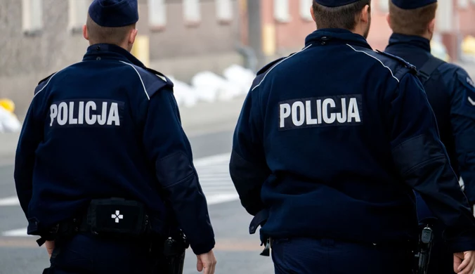 39-latek chciał umówić się z 13-latką. Spotkał się z policją