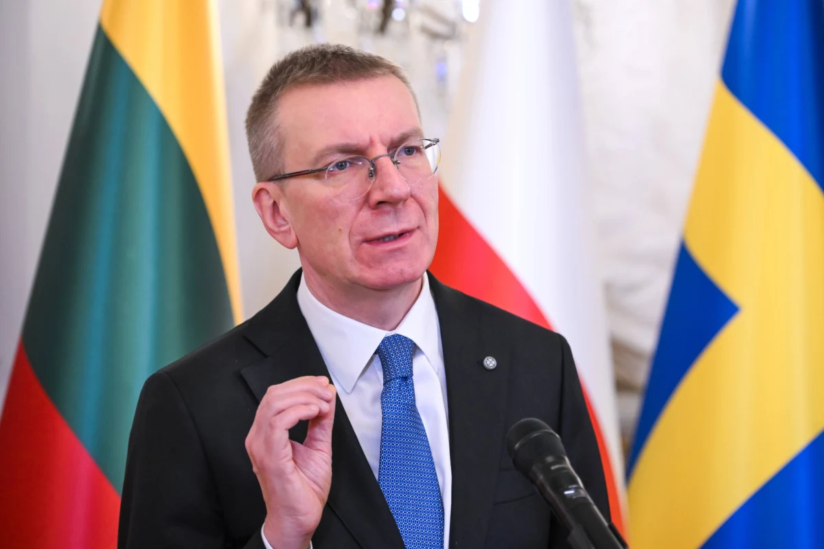 Nie można wykluczyć prowokacji w związku z planowanym odłączeniem się krajów bałtyckich od rosyjsko-białoruskiej sieci elektroenergetycznej - ostrzegł prezydent Łotwy Edgars Rinkeviczs. Służby tego kraju zostały postawione w stan najwyższej gotowości.