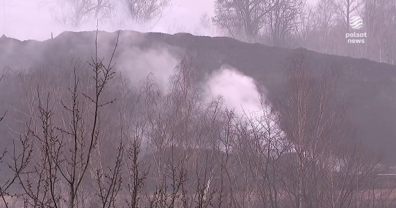 "Wydarzenia": Spór o płonącą hałdę odpadów górniczych w Rudzie Śląskiej