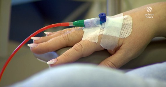 "Wydarzenia": Udawał lekarza i zarabiał miliony. Jest areszt dla 25-latka