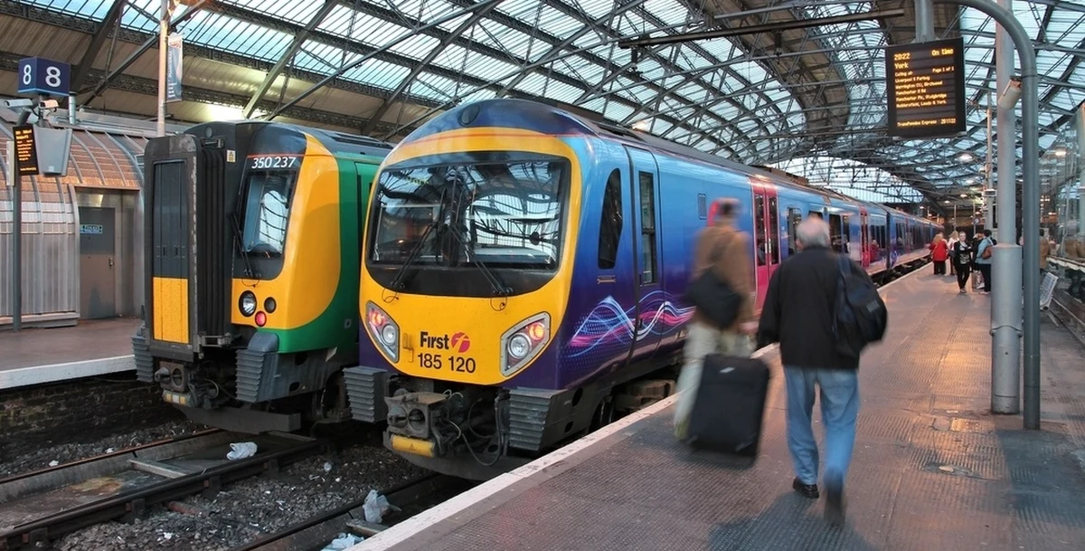 Brytyjskie koleje testują nowy system informowania podróżnych o czasie odjazdu pociągu. Czas znika z tablic 3 minuty przed opuszczeniem przez pociąg stacji. 