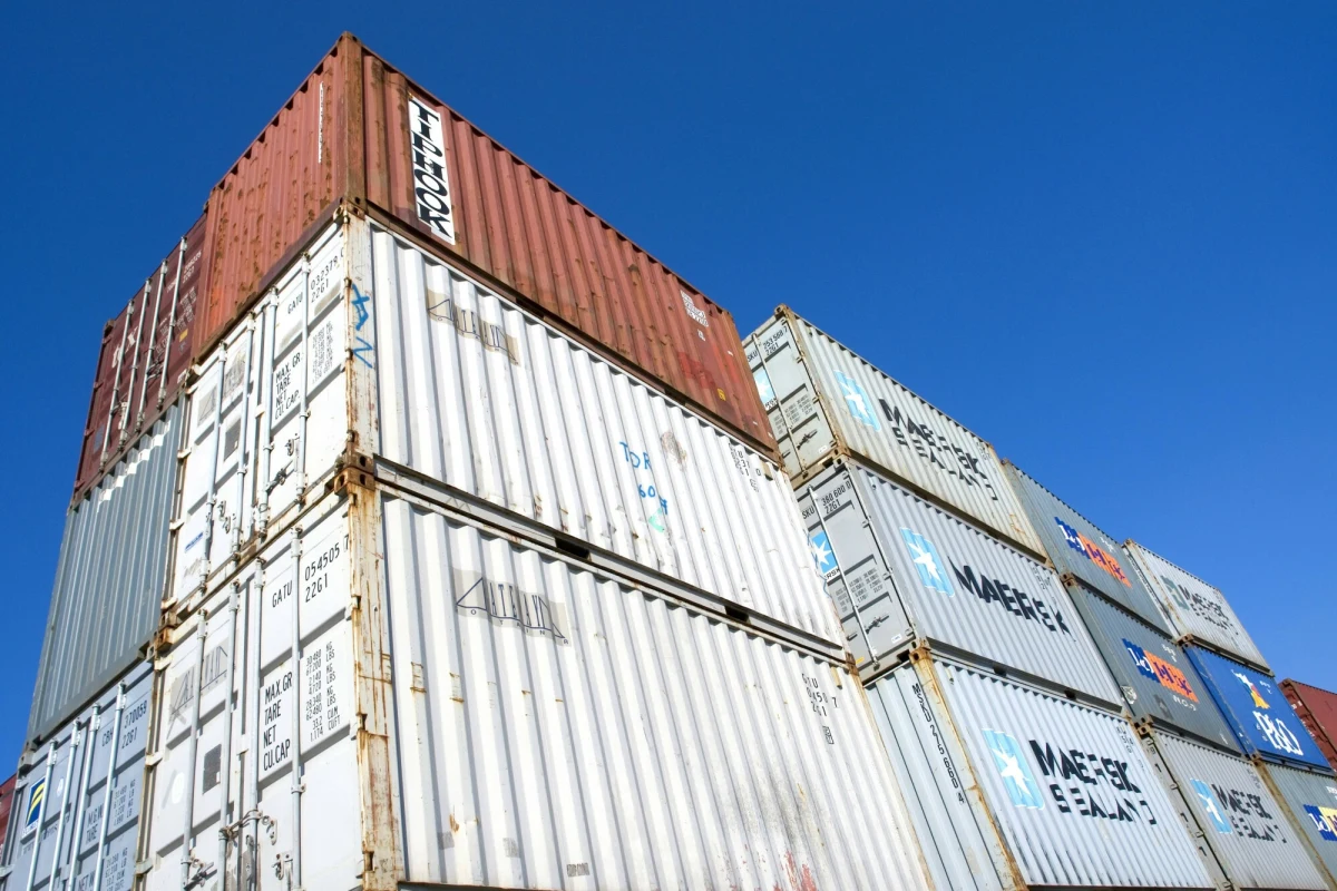 Dane NBP o rachunku bieżącym za III kwartał 2024 r. pokazują, że spada polski eksport do Niemiec, które część tego importu zastępują zakupami w Chinach. Polska notuje za to szybki wzrost importu z Chin – poinformowali w piątek przedstawiciele Departamentu Statystyki NBP.