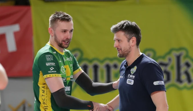 Siatkarski nokaut już na początek. Ekipa Winiarskiego nie miała litości