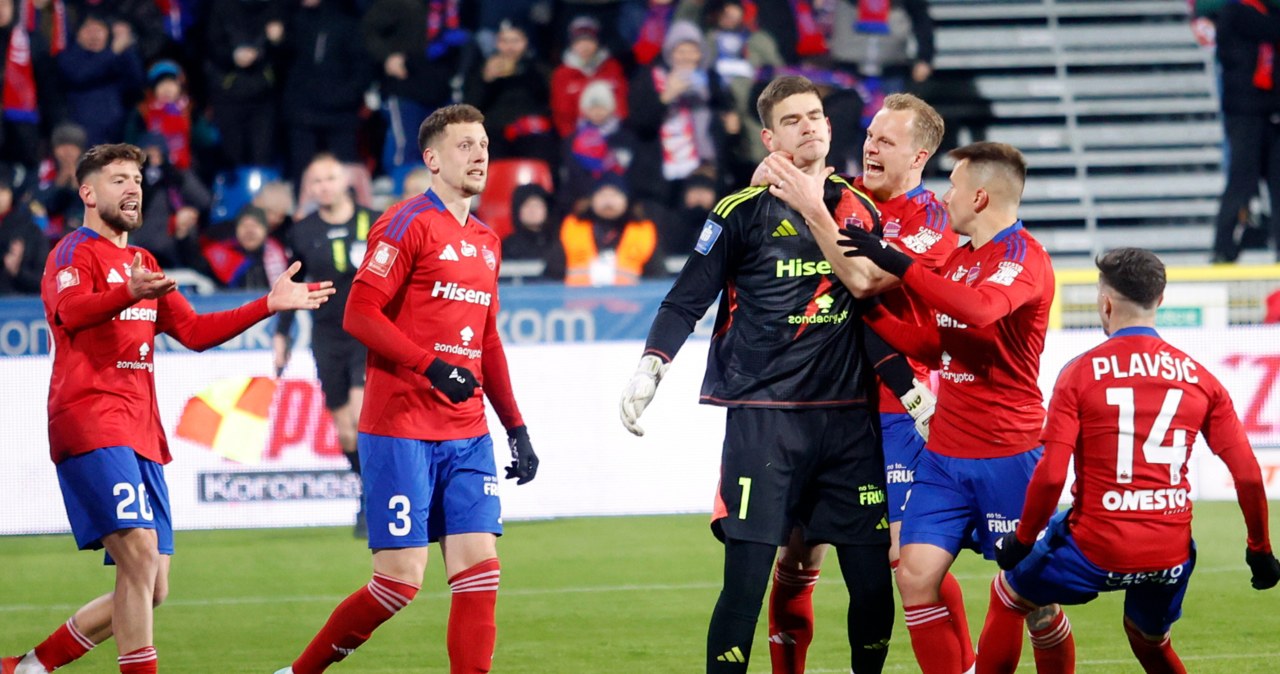 Wielka niespodzianka. GKS ograł Raków. Lech może uciec "Medalikom"