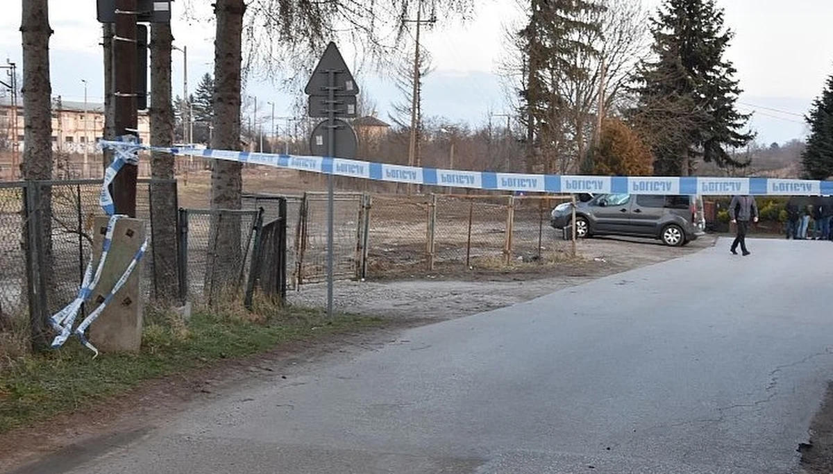 Pięć osób usłyszało zarzuty w związku z piątkową bójką na ul. Elektrownianej w Jarosławiu (woj. podkarpackie). Dwóch z trzech rannych w tym starciu 17-latków jest w stanie ciężkim.