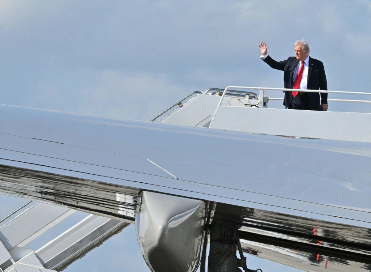 25 proc. cła na zagraniczną stal i aluminium zapowiedział Donald Trump podczas konferencji na pokładzie Air Force One. Dodatkowo prezydent USA ogłosił wtorek "Dniem Zatoki Amerykańskiej", a także opowiedział o postępach w sprawie rozmów z Rosją na temat Ukrainy.