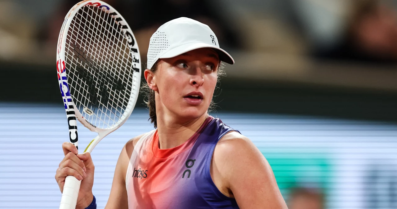 Iga Świątek plasuje się aktualnie na trzecim miejscu w rankingu WTA Race za sezon 2025