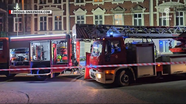 Pierwsze ciało strażacy znaleźli na klatce schodowej, drugie w płonącej piwnicy. Na razie nie wiadomo, co było przyczyną pożaru w Gnieźnie. Dla ''Wydarzeń'' Ewelina Dernoga.