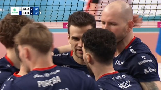 ZAKSA Kędzierzyn-Koźle wygrała z Nowak-Mosty MKS Będzin 3:0 na zakończenie 24. kolejki PlusLigi. MVP wybrano Bartosza Kurka. Oto kilka jego akcji.

