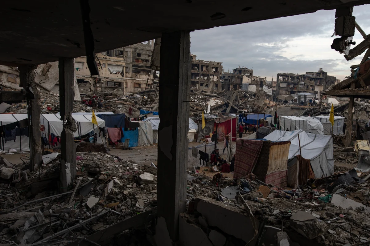 Jeżeli w sobotę Hamas nie uwolni zakładników, będzie to równoznaczne z zerwaniem rozejmu, a Izrael wznowi „intensywne walki” w Strefie Gazy. We wtorek zapowiedział to premier Izraela Benjamin Netanjahu. Wcześniej podobne ultimatum postawił Hamasowi amerykański prezydent Donald Trump.