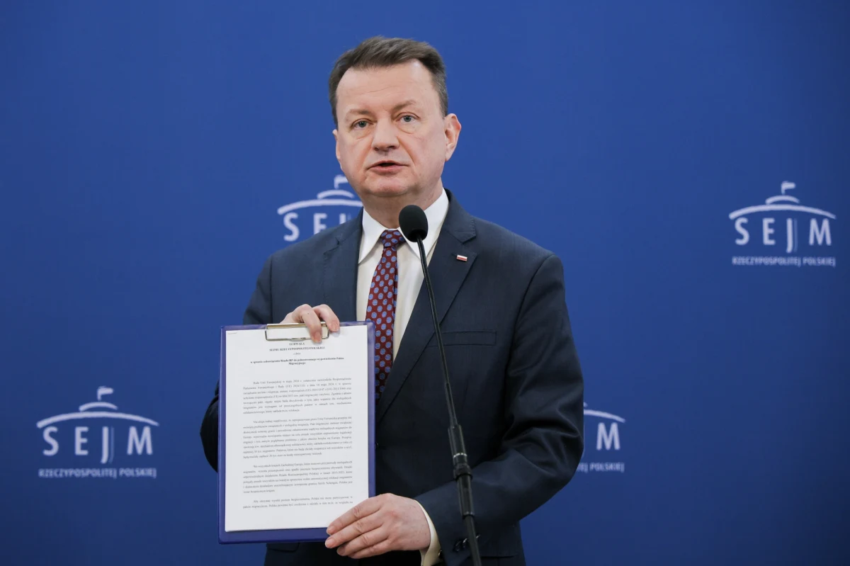"Złożyliśmy wniosek o dodatkowe posiedzenie Sejmu i składamy projekt uchwały ws. zobowiązania Rządu RP do jednostronnego wypowiedzenia paktu migracyjnego" - poinformował w środę Mariusz Błaszczak, szef klubu Prawa i Sprawiedliwości.