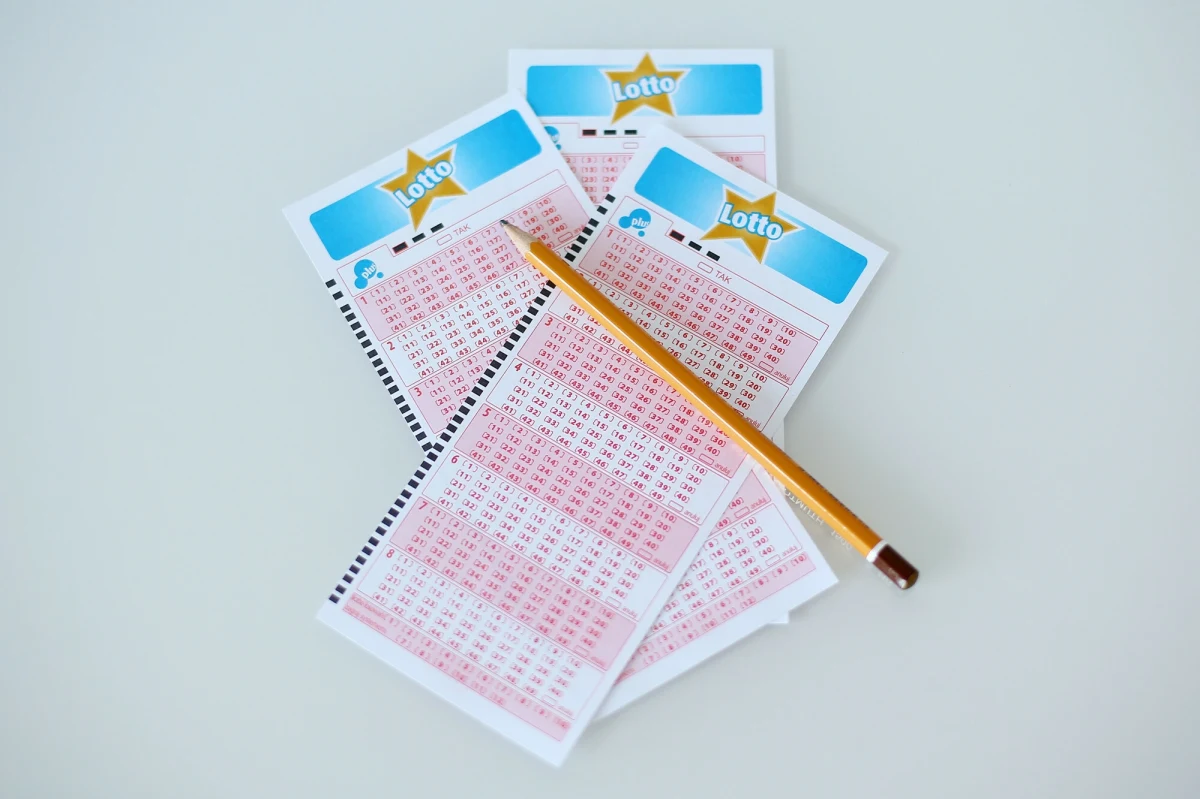 We wtorkowym losowaniu Lotto została rozbita kumulacja. Szczęśliwiec, który trafił "szóstkę", wygrał ponad 6,2 mln złotych.